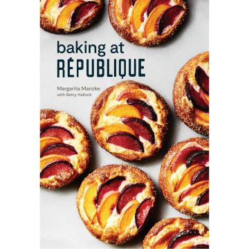 Baking at Republique