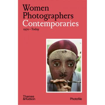 Photofile: Women Photographers: Contemporaries