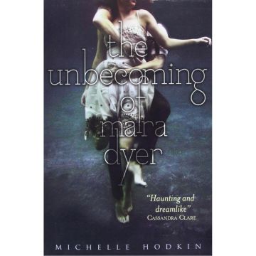 The Unbecoming of Mara Dyer (Mara Dyer 1)