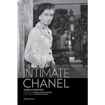 Intimate Chanel