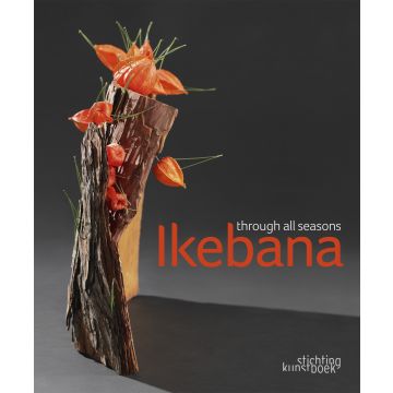 Ikebana Through the Seasons